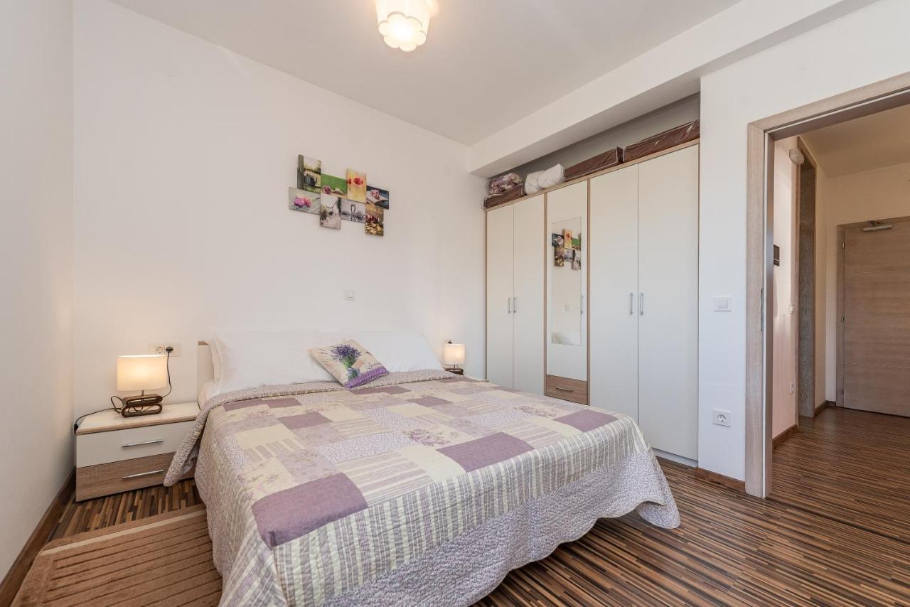 Antonio Apartments Sukosan Bagian luar foto