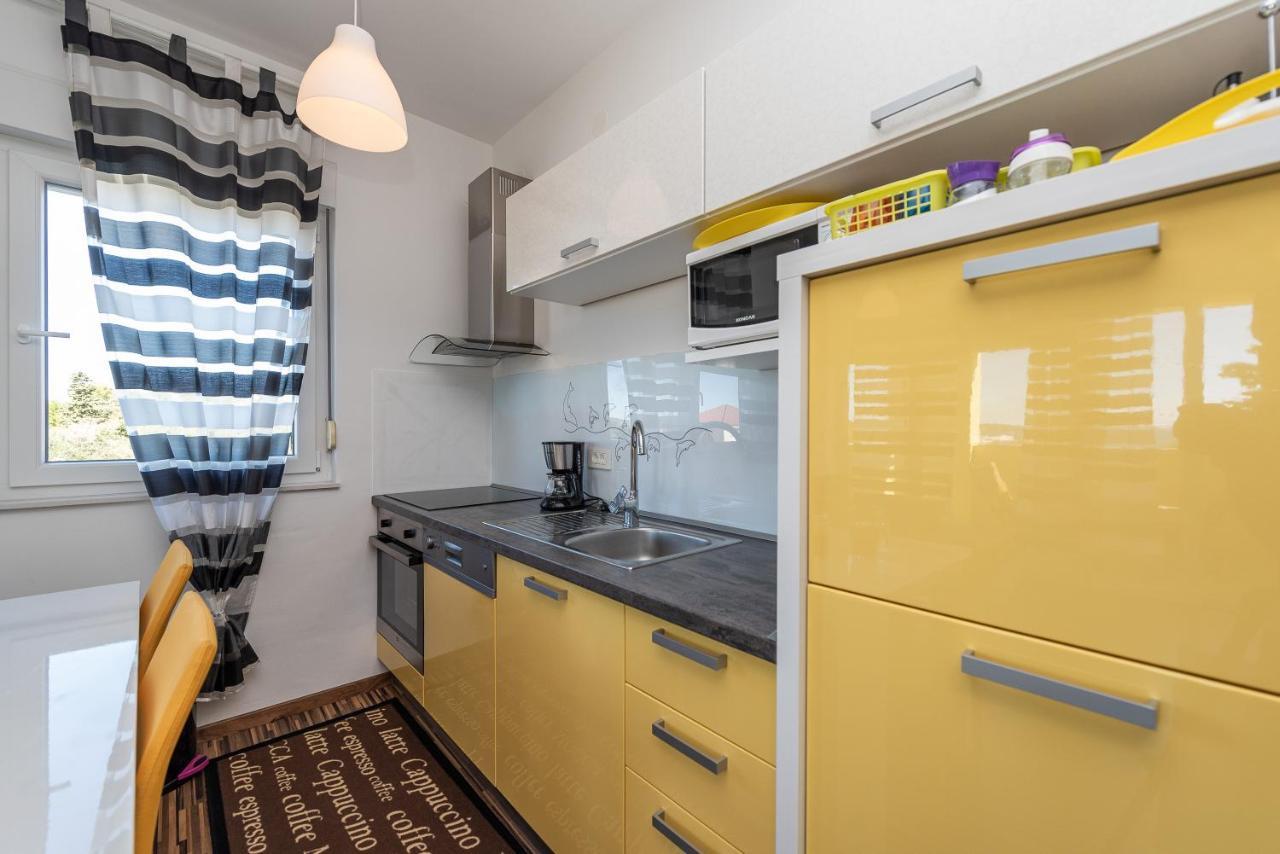 Antonio Apartments Sukosan Bagian luar foto
