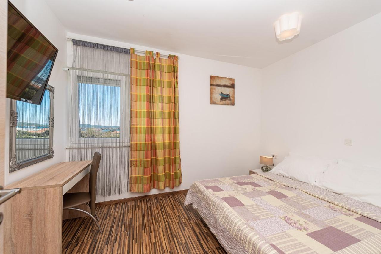 Antonio Apartments Sukosan Bagian luar foto
