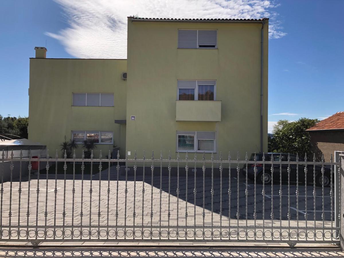 Antonio Apartments Sukosan Bagian luar foto