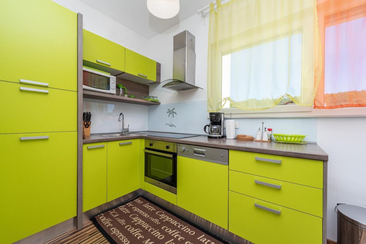 Antonio Apartments Sukosan Bagian luar foto